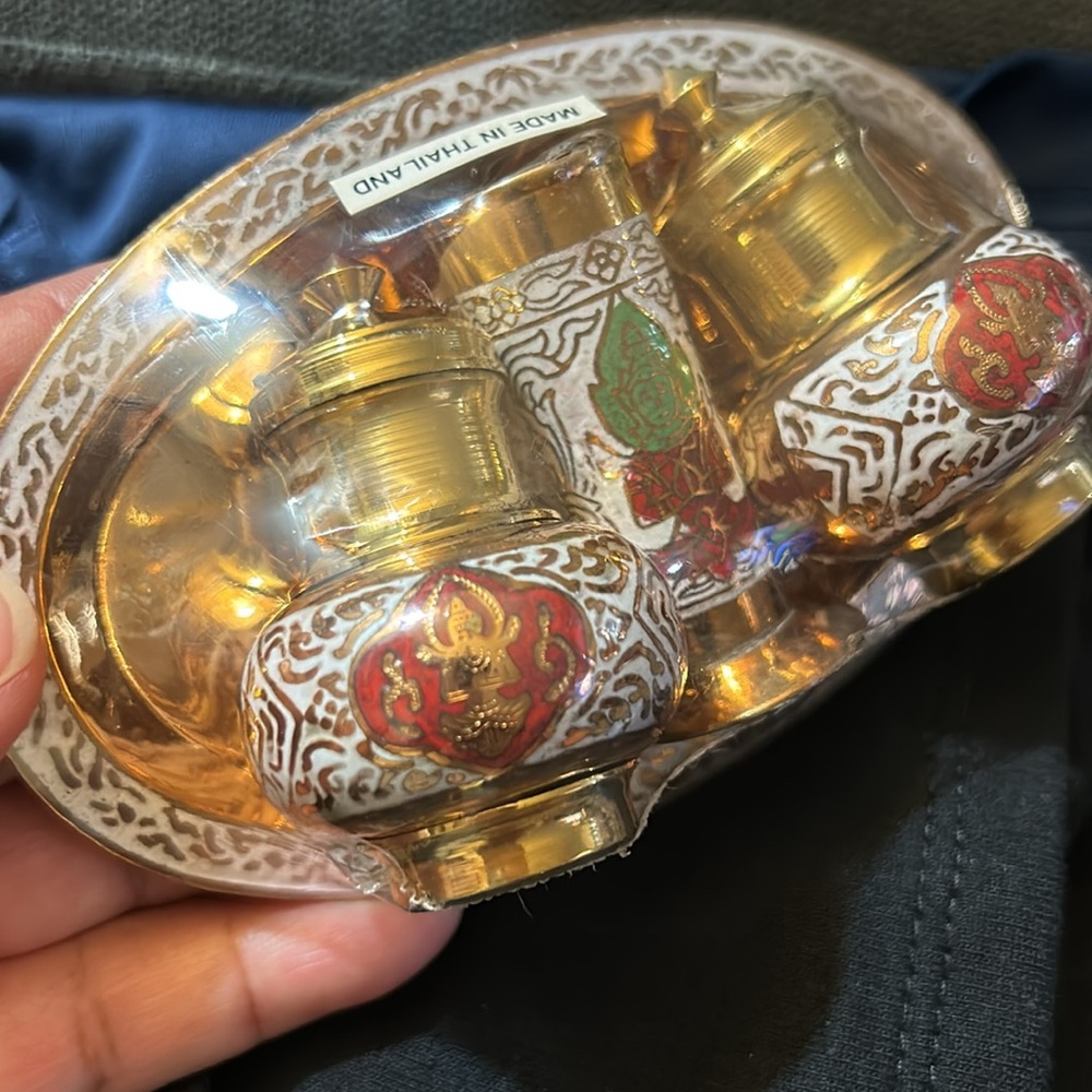 NWT brass enamel salt & pepper shakers,tray,toothpick holder - Picture 3 of 6